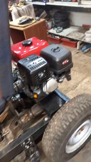 бортоповоротный погрузчик продолжение смотреть онлайн