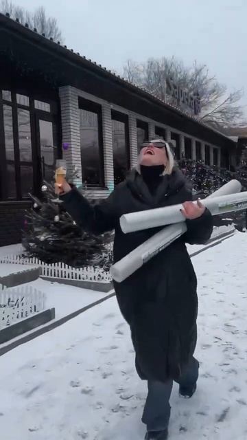 С обоями LOYMINA всегда праздничное настроение 🎄🎄🎄