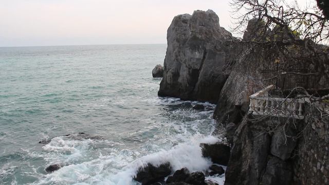 Утес у дачи Чехова в Гурзуфе