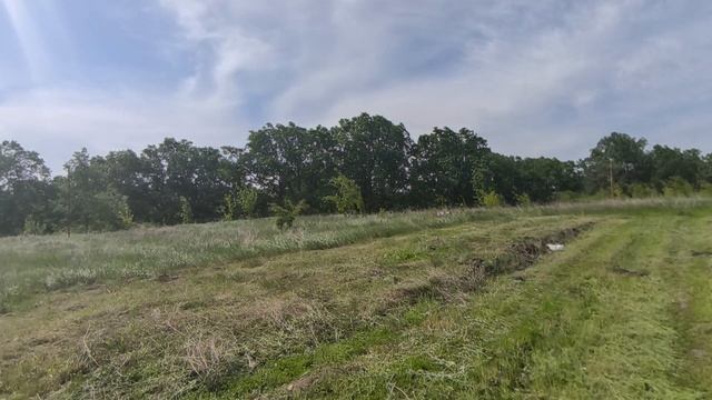 Участок в п. Комсомольский с прекрасным видом и расположением.