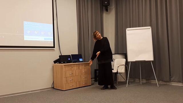 Молодые фотографы России 2019. Встреча с Марией Романовской, биологом МГУ. смотреть онлайн