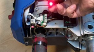 Сверлильный станок ЗУБР. Лазерное наведение