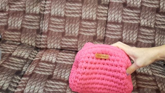 ВМЕСТИТЕЛЬНАЯ КОСМЕТИЧКА НА ФЕРМУАРЕ