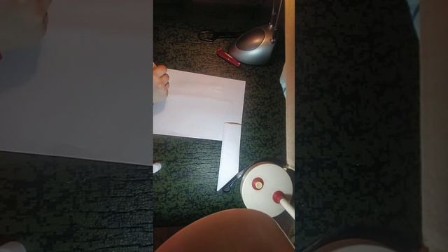 Очень легко сделать из бумаги нож😃