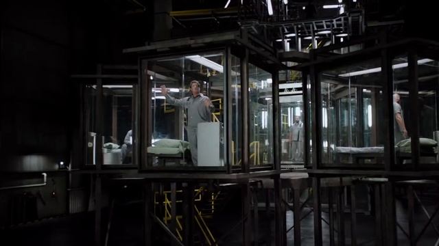 План побега. Портос сбегает с Бастилии смотреть онлайн