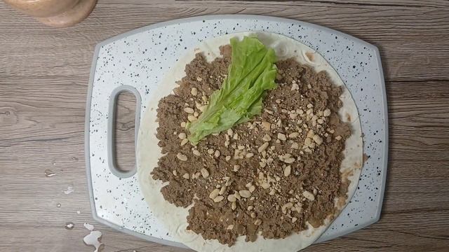 Из обычной печеночной колбаски! Пикантные рулетики в ?