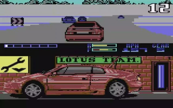 Lotus Esprit Turbo Challenge [Commodore 64]