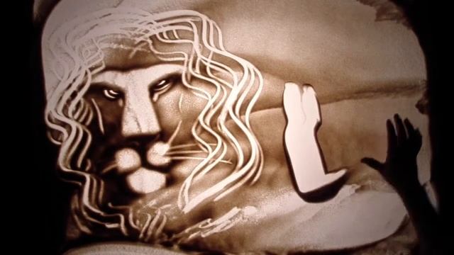 Песочная Анимация Женщина в песках