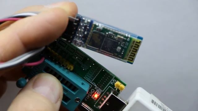 Переименовать bluetooth модуль HC-05 смотреть онлайн