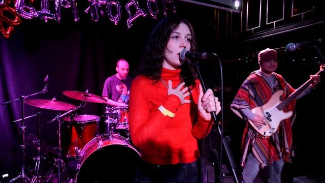 Zombie (The Crunberries). ПАРАЛЛЕЛЬНЫЙ ИМПОРТ смотреть онлайн