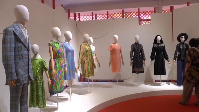 Выставка моды на ВДНХ летом 2019 смотреть онлайн