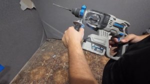 Аккумуляторный перфоратор DEKO DKCH20FU-Li, 20В, 1x5.0Ач 063-4418