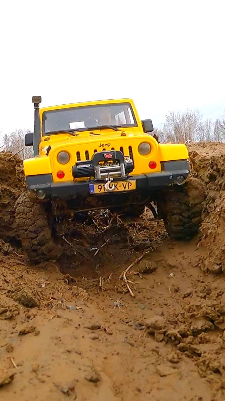 Радиоуправляемые Внедорожники Застряли в грязи