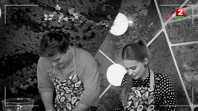 Хворост с вишневым конфи! Сергей петроченко - шеф-пова?