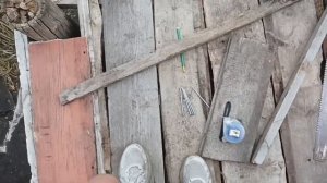 Домик из досок