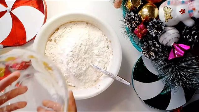 Пісний пиріг на чаї та варенні без яєць, масла, сметани