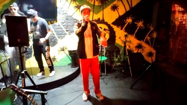 МэдМан - Сентябрь (live "У Боба", Харьков, 06.02.2019) смотреть онлайн