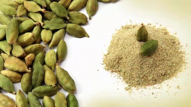 СПЕЦИЯ КАРДАМОН. ПОЛЕЗНЫЕ СВОЙСТВА КАРДАМОНА И ПРИМЕН смотреть онлайн