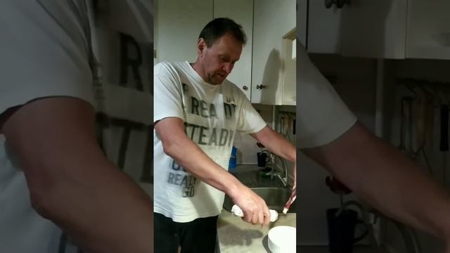 Как приготовить пиццу в духовке.