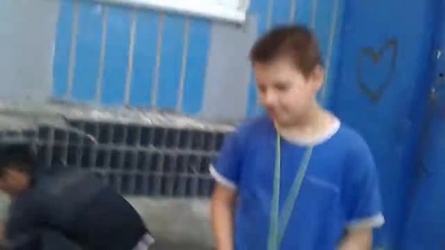 Типо подушки пердушки! Шарик летающий смотреть онлайн