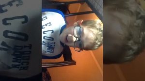 Меня связали