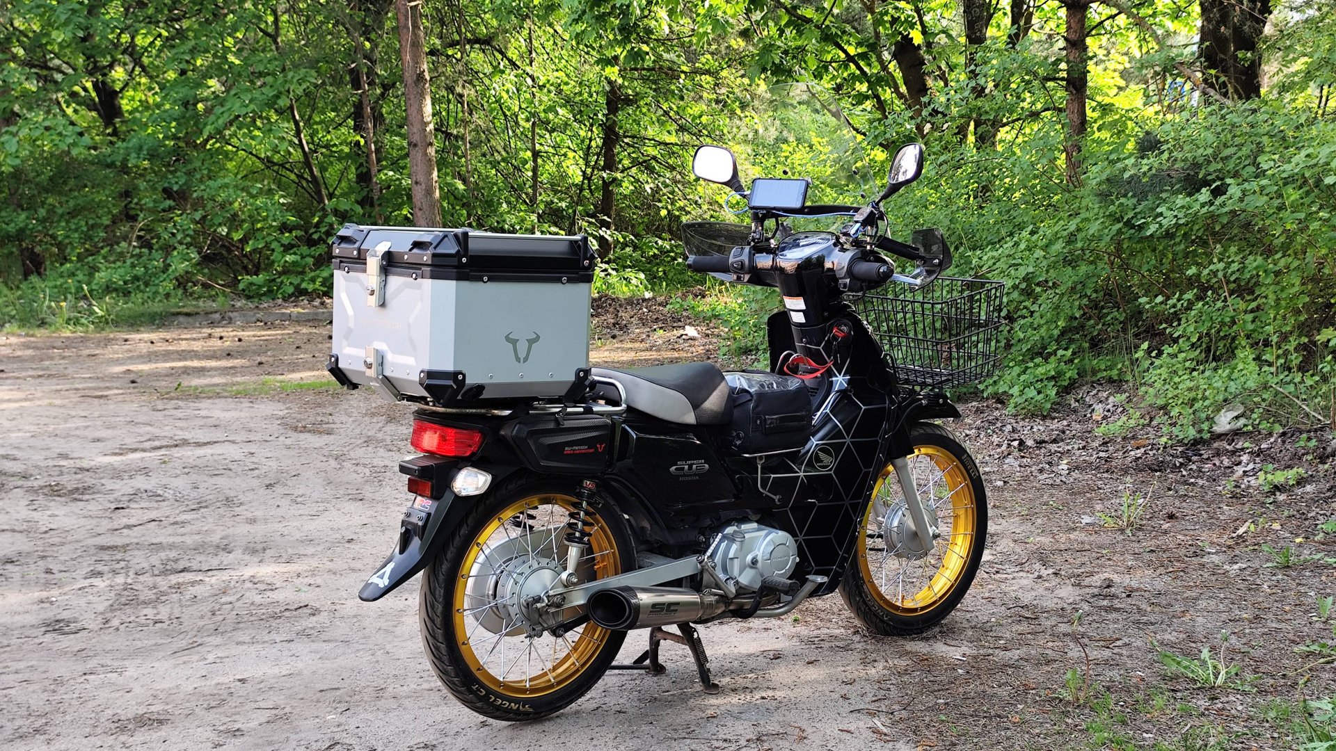 HONDA SUPER CUB AA04 СУПЕР КУРЬЕР Ч.1 2025 смотреть онлайн