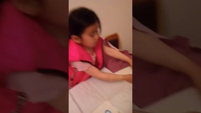 Айару 5 жас 8 ай.құсқа ұя жасауда 8.03.2018жыл смотреть онлайн
