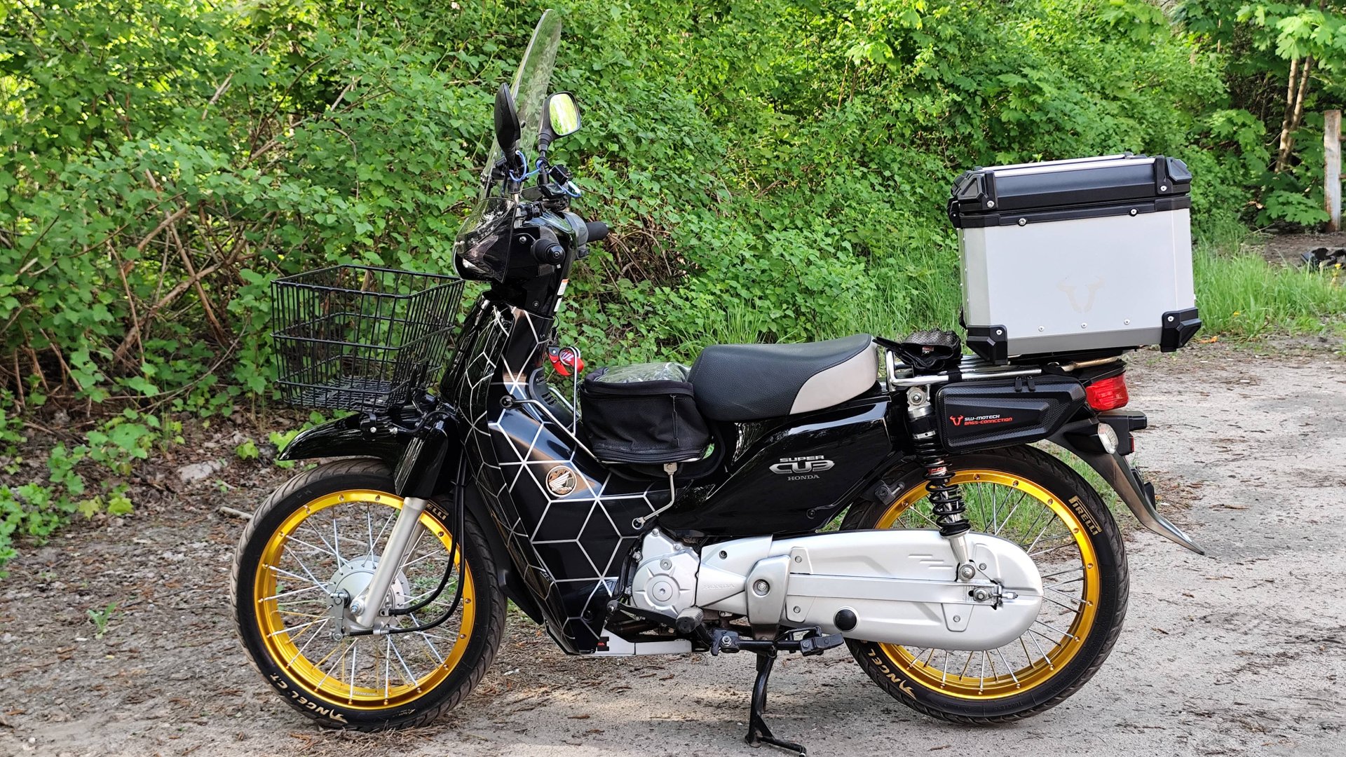 HONDA SUPER CUB AA04 СУПЕР КУРЬЕР Ч.2 Попался на мошенника! 2025 смотреть онлайн