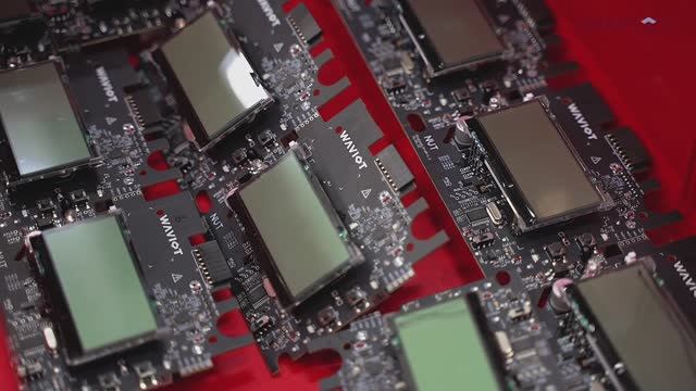 Производство WAVIoT. Участок выводного монтажа. смотреть онлайн