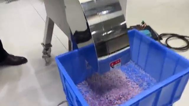 Машина для нарезки овощей фирмы DRB-108S