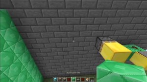 профессионал и нубик построили паркур друг для друга ?