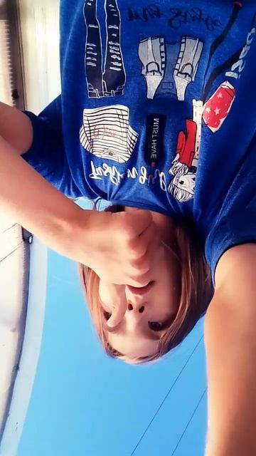 маленькая девочка говорит: Я тоже такой же крутой хочу смотреть онлайн