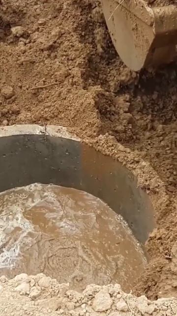 Переделываем канализацию, так как переливной колодец смотреть онлайн