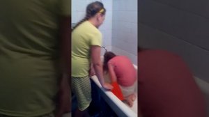 Купание в одежде