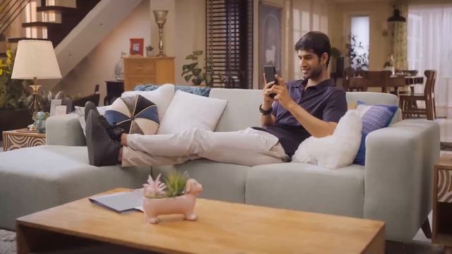 Мама требует, чтобы ты отдала одну из своих квартир се?