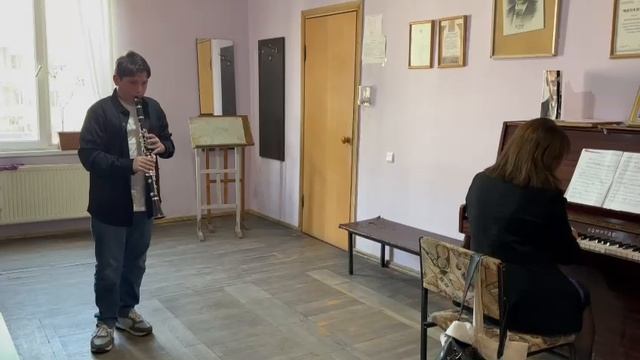 Арам Хачатурян - Танец из балета "Спартак" смотреть онлайн