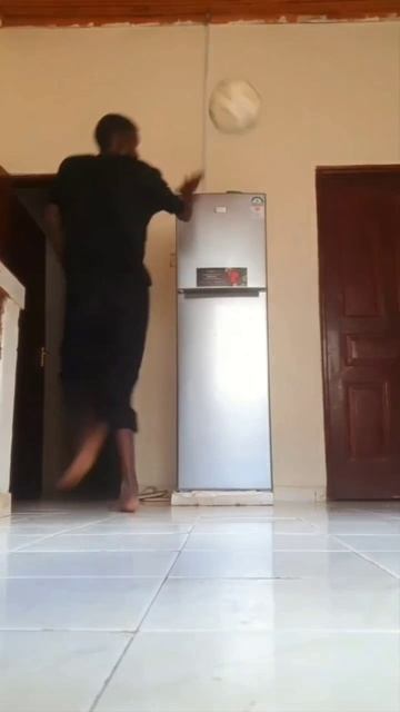 Четко#футбол#холодильник#