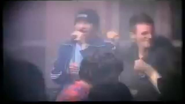 НАЙК БОРЗОВ И ДЕЛЬФИН – KINGSIZE смотреть онлайн