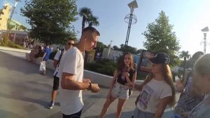 Kissing Prank ПОЦЕЛУЙ С НЕЗНАКОМКОЙ  РАЗВОД НА ПОЦЕЛУЙ.