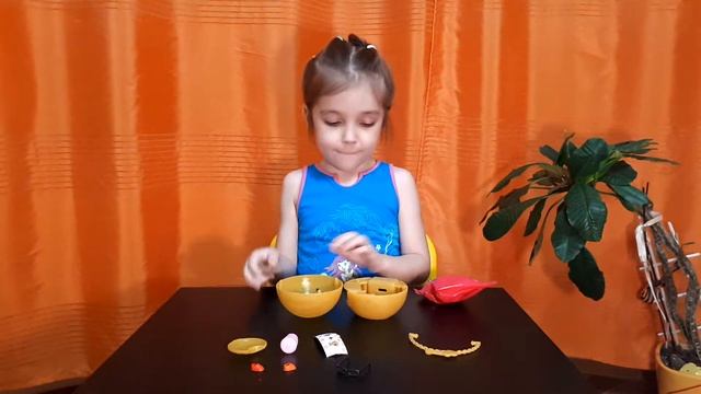 Белый шар ЛОЛ 5 серии! Куколка LOL из будущего! смотреть онлайн