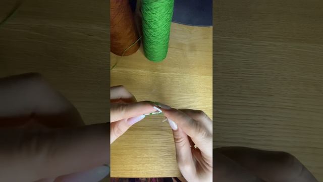 Итальянский набор петель. Вязание полой резинки. Переход из 1•1 в резинку 2•2. Замыкание в круг. смотреть онлайн