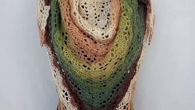 Шаль вязаная крючком