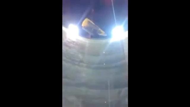 -Truck crane falls 100 feet- 汽車起重機屬於100英尺- автокран падает 100 футов смотреть онлайн