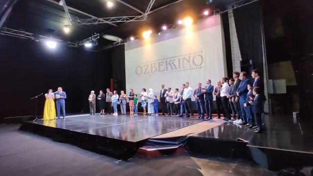 Али Ниязимбетов. На премьере фильма "Орзулар қанотида" и саунд треки к фильму. смотреть онлайн