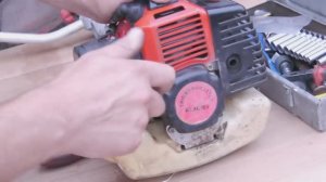 Бензокоса не заводится? Есть бензин и искра, но не работает!