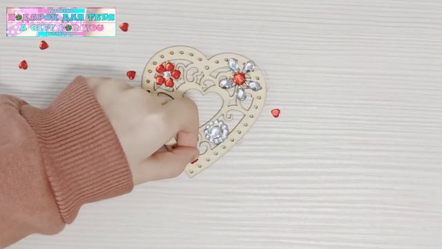 Как оформить обычные сердечки с Aliexpress / Немного страз и сердечко станет неповторимым... смотреть онлайн