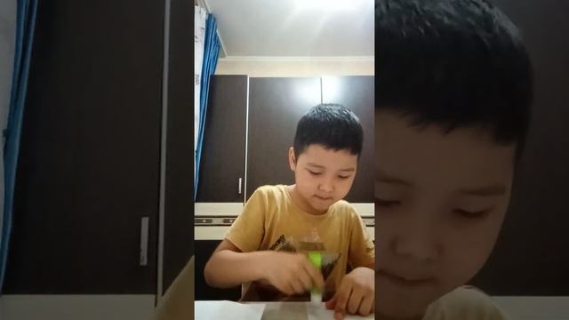сделал маску Олд Бонни из фнаф только бумага