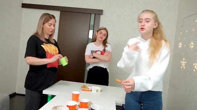 УЖАСНЫЙ НАГГЕТС ПОНГ!! Челлендж смотреть онлайн