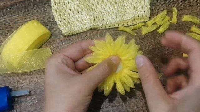 Такая повязка понравиться любой девочек