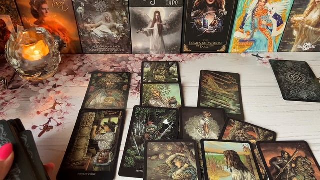 Кто Ты для Него💫Расклад по вариантам